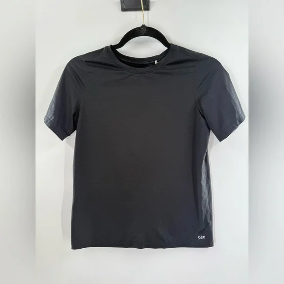 EUC DSG Boys Black Athletic Tee Shirt - Picture 2 of 6